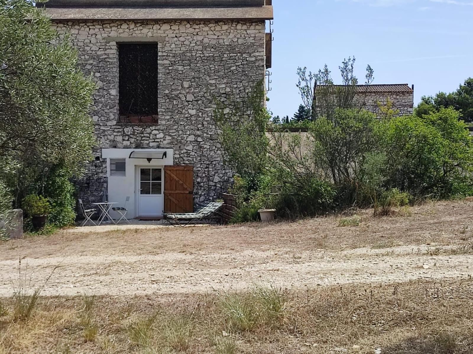 Les Oliviers Apartment Caumont-sur-Durance Exterior foto